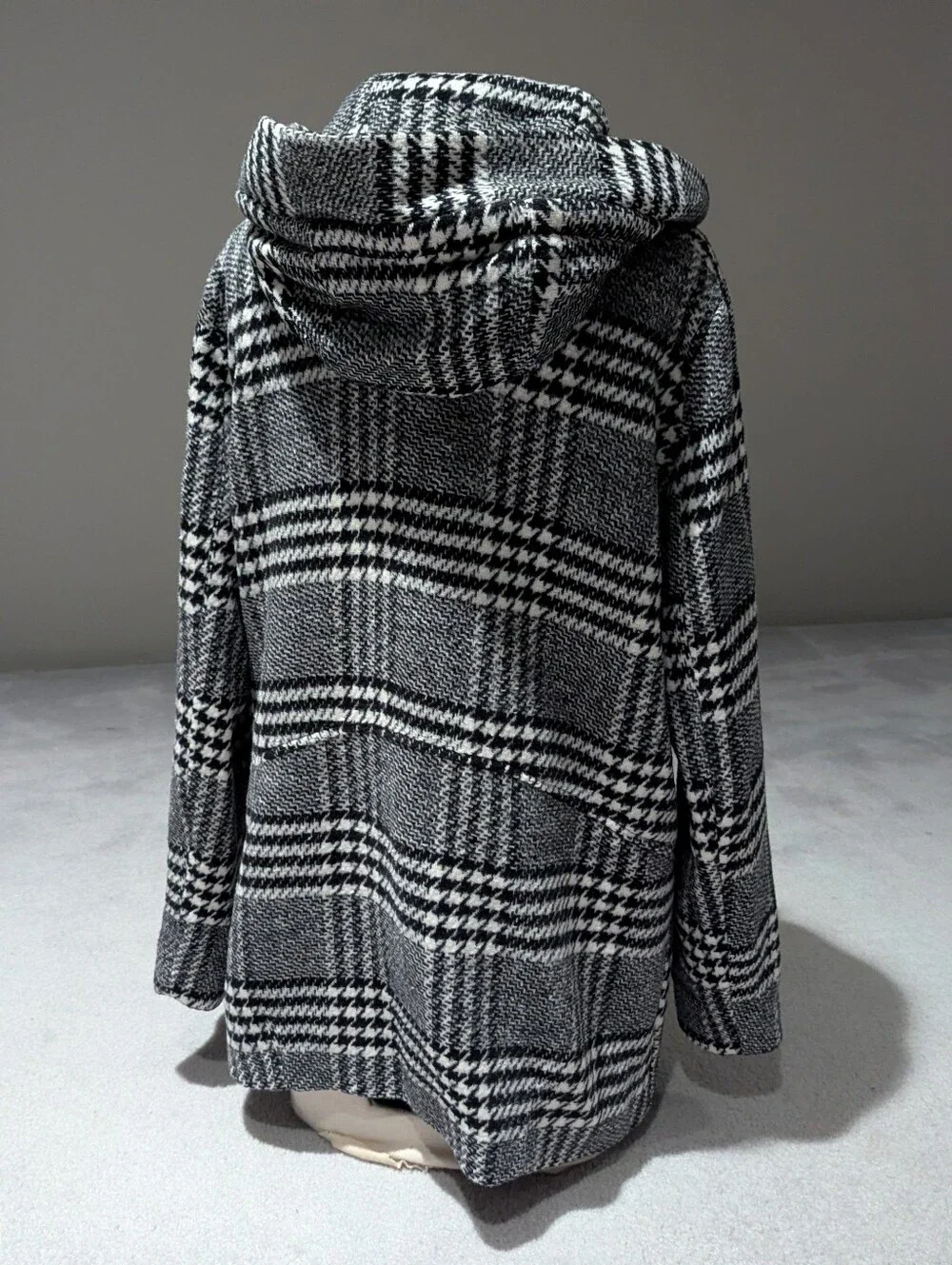 Maxwell Studio Black And White Plaid Peacoat Jacket With Hood - Picture 5 of 14